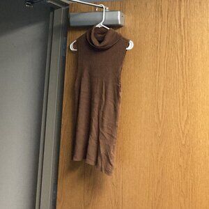 White House Black Market brown turtleneck shell sz large